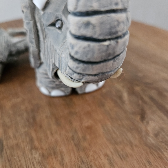 Artesania Rinconada Clay Elephant Figures Vintage Set Of 2 - Picture 13 of 15